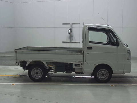 2015 Suzuki Carry Truck DA16T[2]