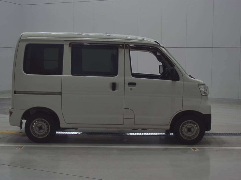 2019 Daihatsu Hijet Cargo S331V[2]