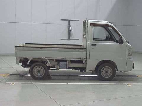 1999 Daihatsu Hijet Truck S200P[2]