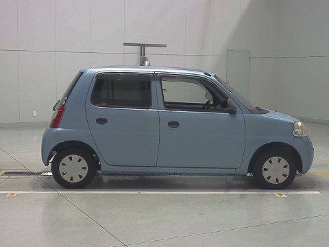 2009 Daihatsu Esse L235S[2]