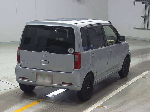 2006 Mitsubishi eK Wagon H81W[1]