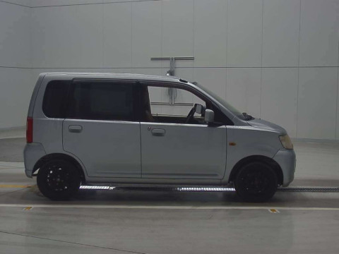 2006 Mitsubishi eK Wagon H81W[2]