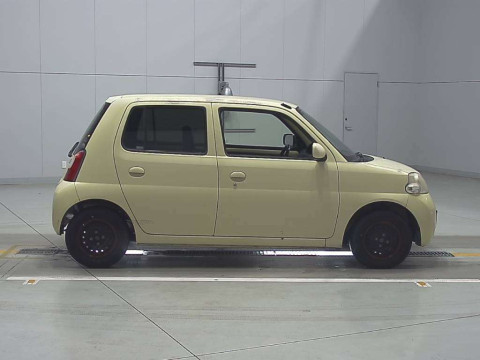 2008 Daihatsu Esse L235S[2]