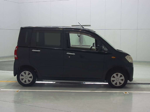 2010 Daihatsu Tanto exe L455S[2]