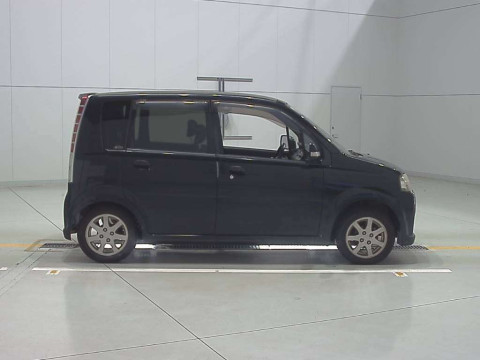 2005 Daihatsu Move L150S[2]