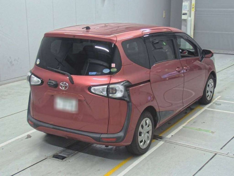 2016 Toyota Sienta NSP170G[1]