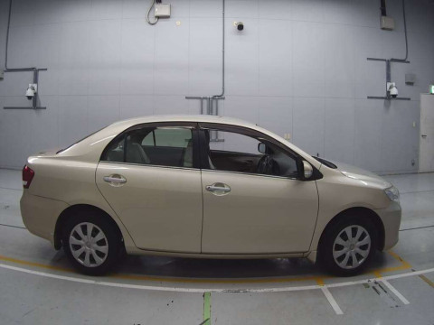 2012 Toyota Corolla Axio NZE141[2]