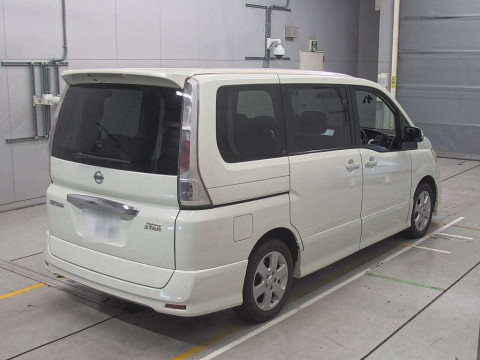 2010 Nissan Serena CC25[1]