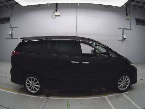 2012 Toyota Estima ACR55W[2]