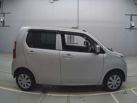 2013 Suzuki Wagon R MH34S[2]