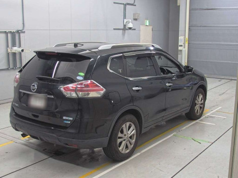 2015 Nissan X-Trail NT32[1]