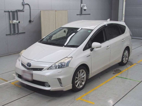 2013 Toyota Prius alpha ZVW41W[0]