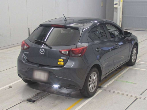 2016 Mazda Demio DJ5FS[1]