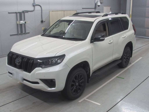 2022 Toyota Land Cruiser Prado TRJ150W[0]