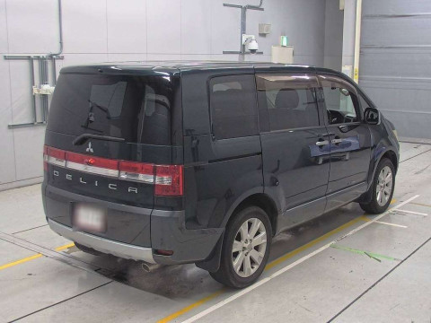 2012 Mitsubishi Delica D5 CV2W[1]