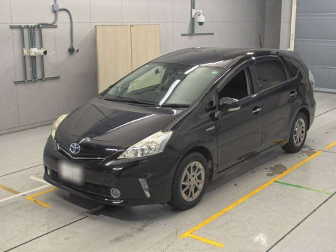 2014 Toyota Prius alpha ZVW40W[0]