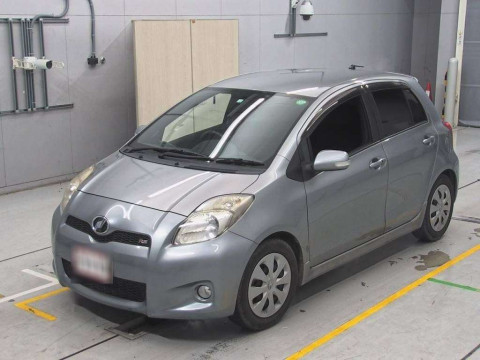 2010 Toyota Vitz NCP91[0]