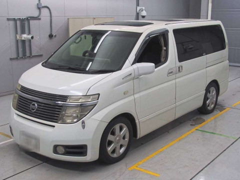 2002 Nissan Elgrand E51[0]