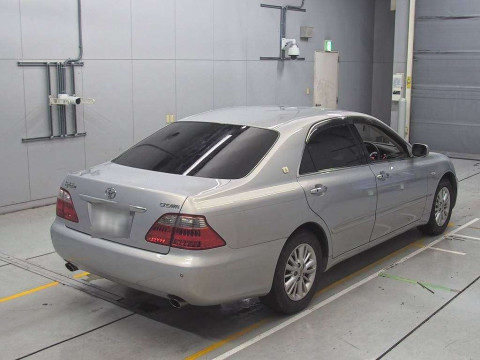 2006 Toyota Crown GRS182[1]