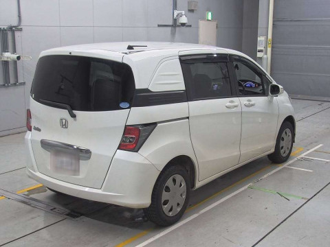 2016 Honda Freed Spike GB4[1]