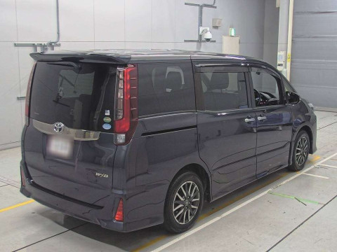 2017 Toyota Noah ZRR80W[1]