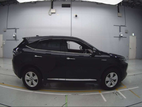 2014 Toyota Harrier Hybrid AVU65W[2]