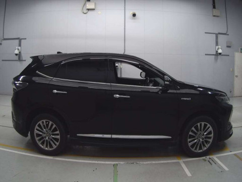 2014 Toyota Harrier Hybrid AVU65W[2]