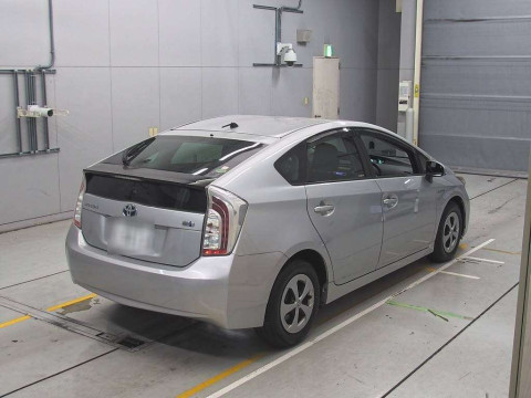 2013 Toyota Prius ZVW30[1]