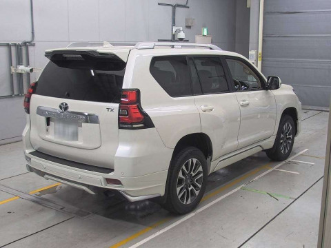 2023 Toyota Land Cruiser Prado TRJ150W[1]