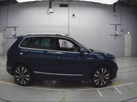 2022 Volkswagen Tiguan 5NDPC[2]