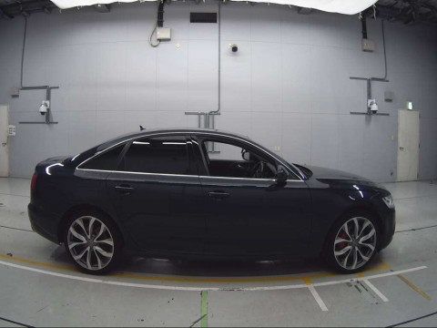 2011 Audi A6 4GCGWS[2]