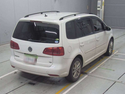 2014 Volkswagen Golf Touran 1TCTH[1]