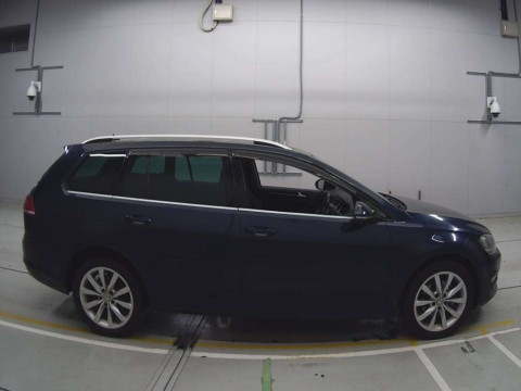 2014 Volkswagen Golf Variant AUCHP[2]