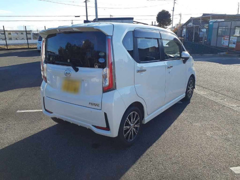 2015 Daihatsu Move LA150S[1]