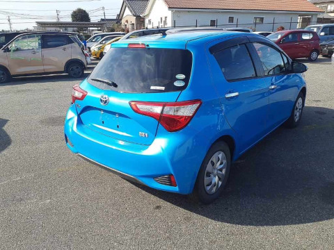 2018 Toyota Vitz NHP130[1]