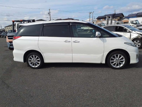 2012 Toyota Estima ACR50W[2]