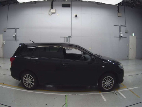 2012 Toyota Corolla Fielder NZE141G[2]