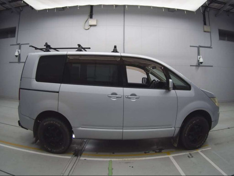 2008 Mitsubishi Delica D5 CV5W[2]