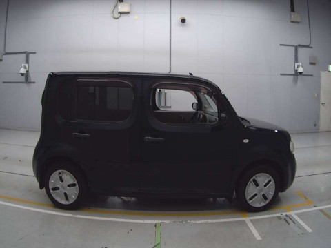 2011 Nissan Cube Z12[2]