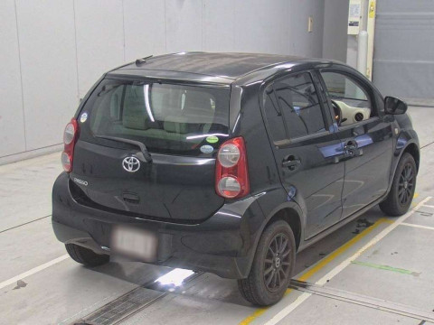 2013 Toyota Passo KGC30[1]