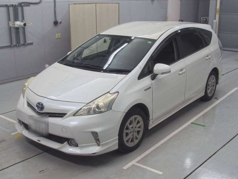 2013 Toyota Prius alpha ZVW40W[0]