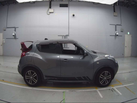 2011 Nissan JUKE YF15[2]