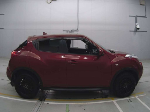 2010 Nissan JUKE NF15[2]