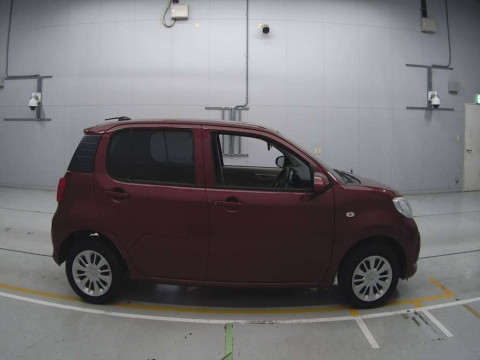 2016 Toyota Passo M700A[2]