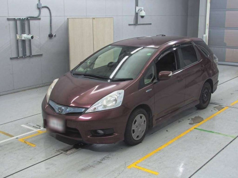 2013 Honda Fit Shuttle Hybrid GP2[0]