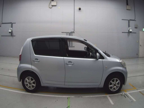 2010 Toyota Passo KGC10[2]