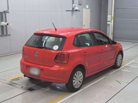 2010 Volkswagen Polo 6RCGG[1]