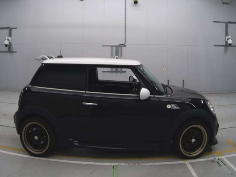 2010 Mini MINI MF16S[2]