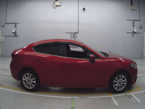 2014 Mazda Axela BM5FP[2]