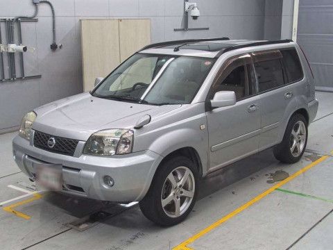 2004 Nissan X-Trail NT30[0]